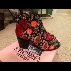 Crown Vintage Shoes - Crown Vintage Frankie Embroidered Booties Crown Vintage Shoes - Crown Vintage Frankie Embroidered Booties